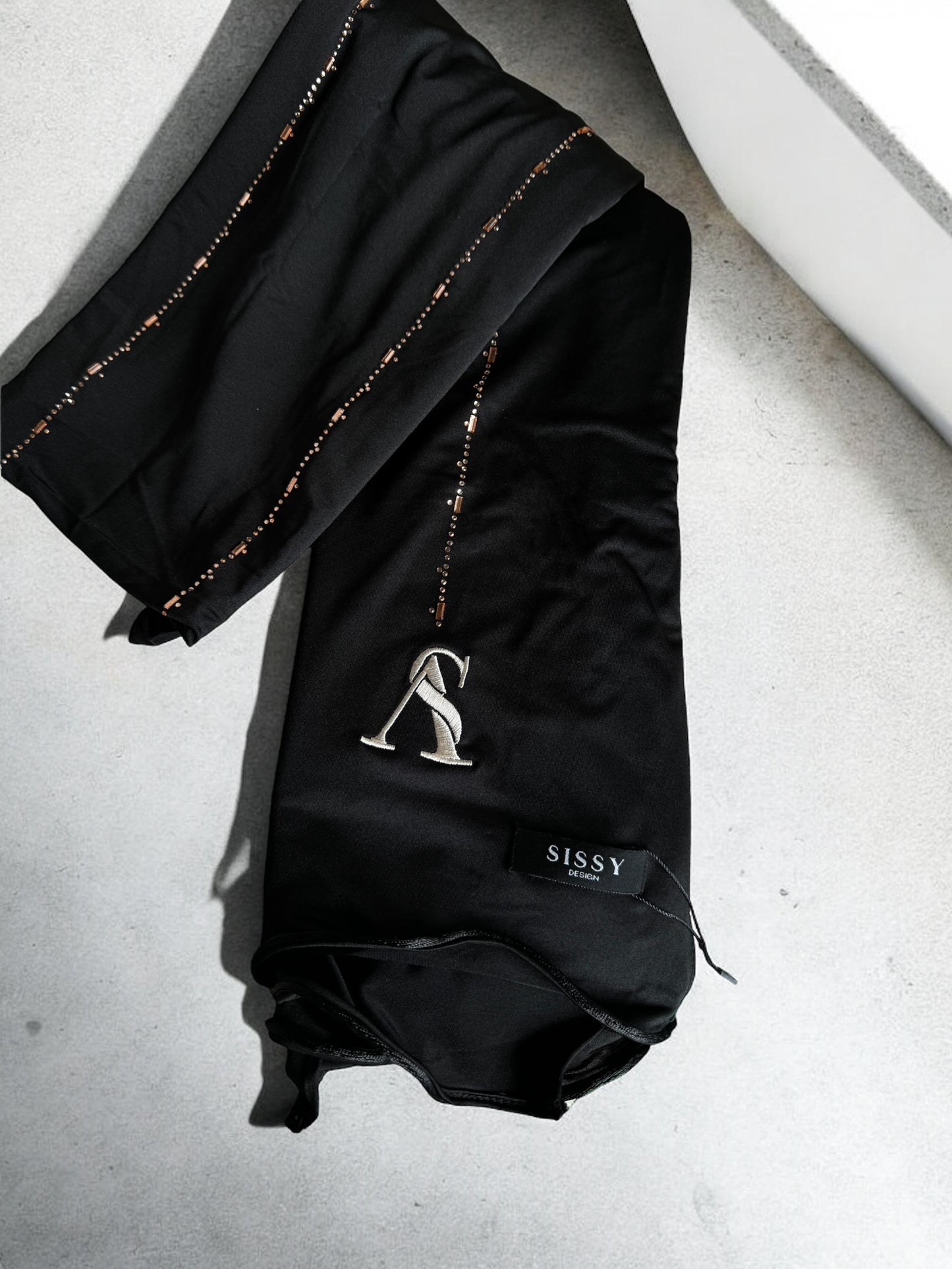 GLAMOUR BLACK NUDE