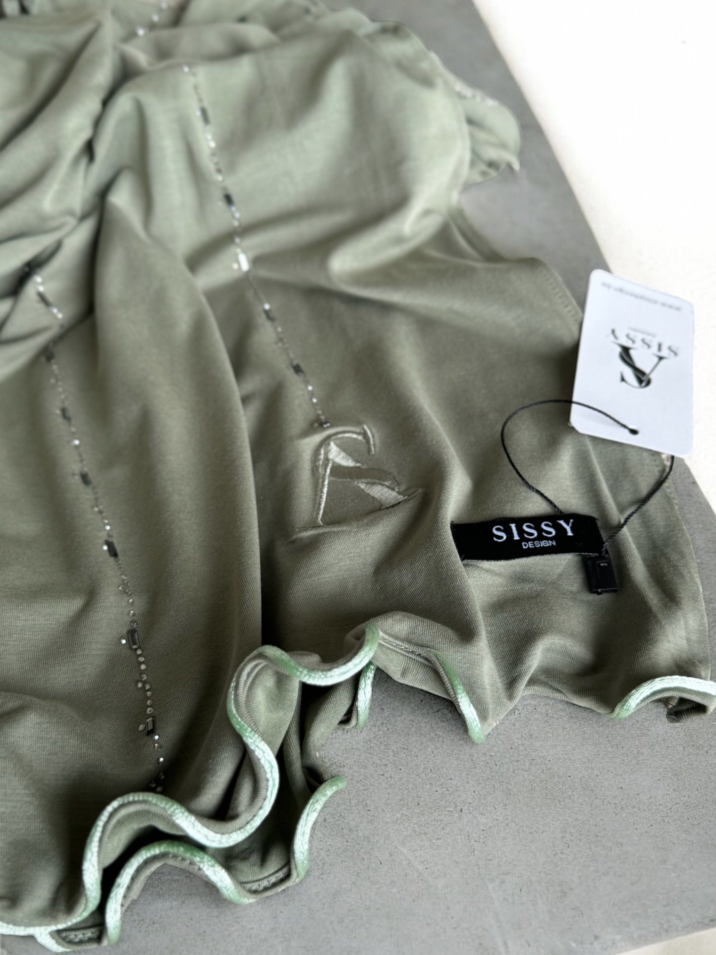 BREATHABLE GREEN