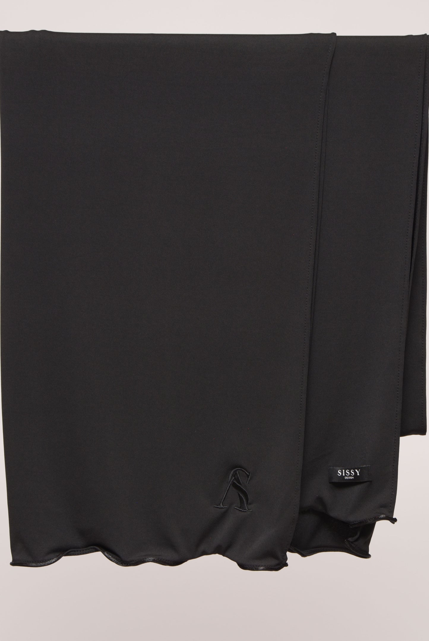 LOVELY BLACK