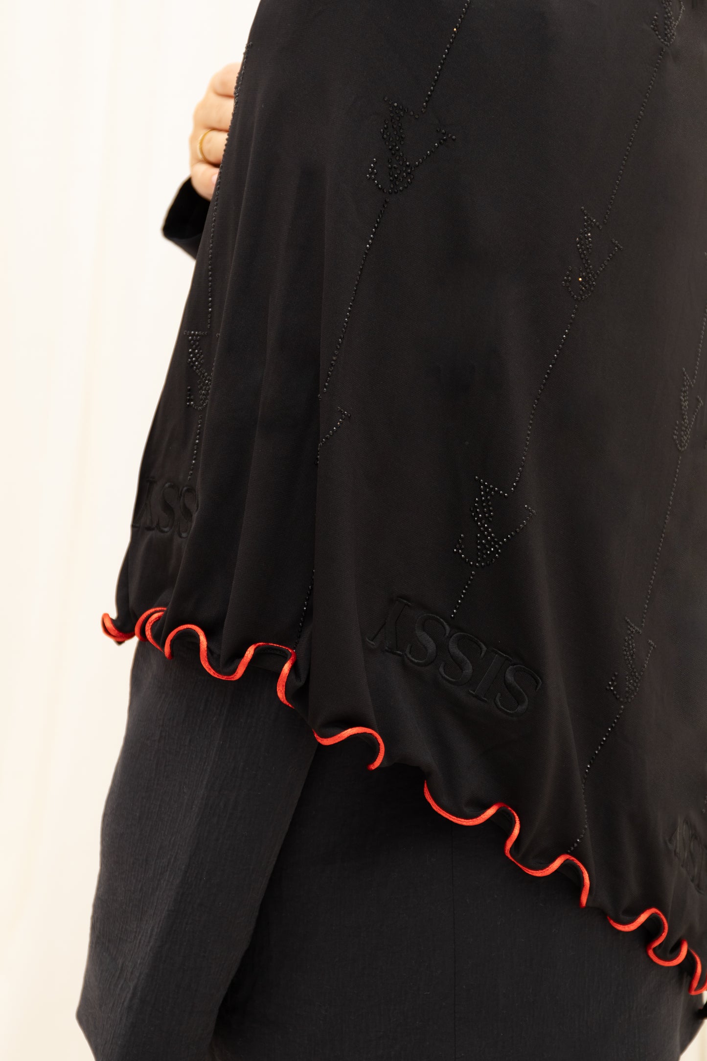 SISSY BLACK RED