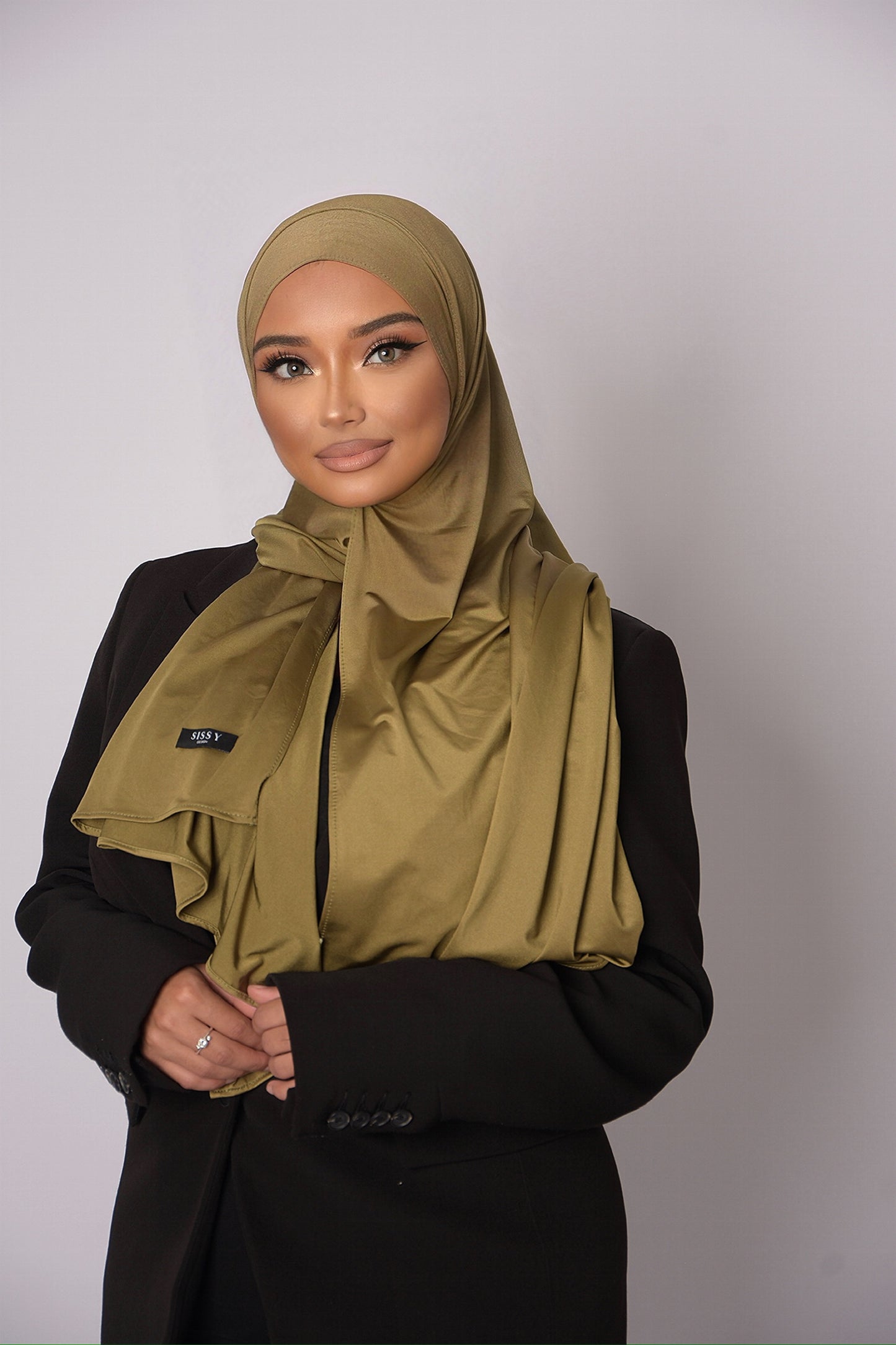 LOVELY SATIN OLIVIO